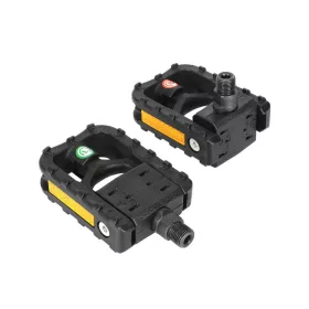 Csukható műanyag pedál biciklihez